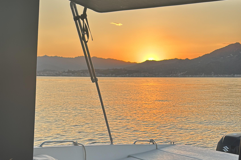 Taormina: Sunset Dolphin Tour by Catamaran with Aperitif