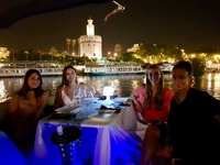 Sevilla, exclusivo River Boat Tour con tapas - Housity