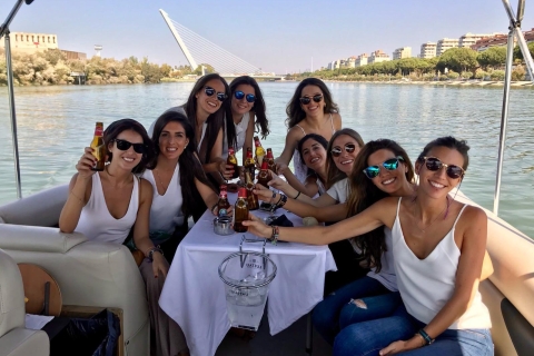 Sevilla: Exklusive Flussbootsfahrt mit TapasGruppentour