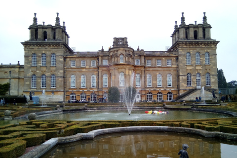 Vanuit Oxford: Rondleiding door Blenheim PalaceTour met vervoer vanuit Oxford