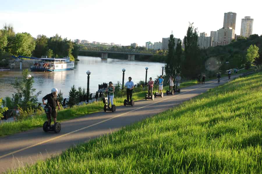 Edmonton: 1-stündiges Segway-Abenteuer im Louise McKinney Park. Foto: GetYourGuide