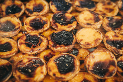 Lisboa: Tour gastronómico privado a pie por los barrios históricos