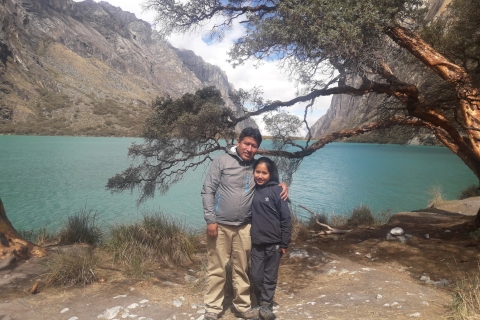 De Huaraz: randonnée guidée des lacs de Llanganuco et entréeOption standard