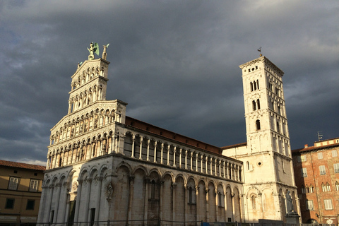 Vanaf Livorno (cruisehaven): busvervoer naar Pisa en LuccaVervoer met rondwandeling in Lucca