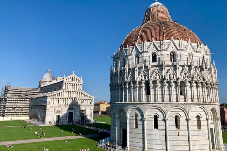 La Spezia: Full-Day Pisa and Lucca Excursion Transfer with Walking Tour in Lucca