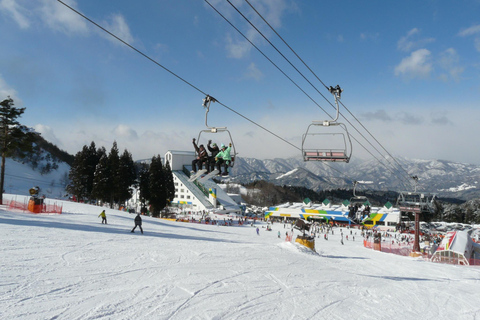 Nagoya: Washigatake Ski Resort Day Trip with Lift Ticket Nagoya: Include bus fare & lift ticket