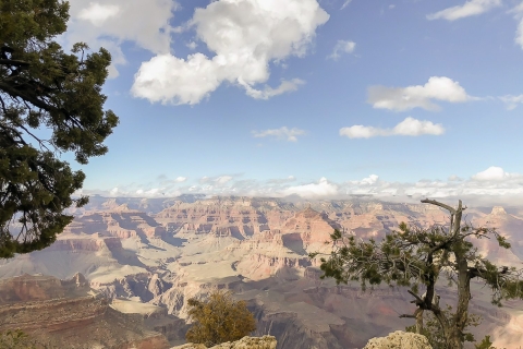 From Las Vegas: Grand Canyon Guided Day Trip with Lunch Grand Canyon: Multi-Stop Guided Tour from Las Vegas