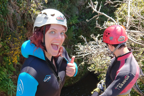 Madeira: Nivå-1 kanjonäventyrMadeira: Level-1 Canyoning Adventure