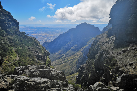 Ciudad del Cabo: Montaña de la Mesa por garganta Platteklip