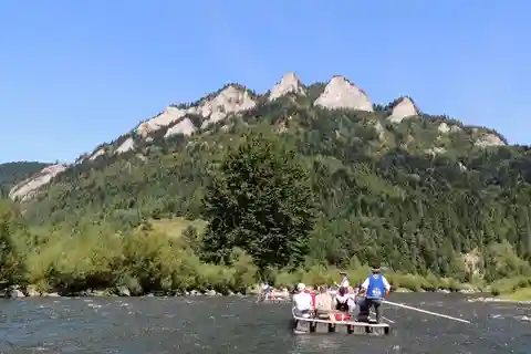 Desde Cracovia: Tour de día completo en balsa por el río Dunajec