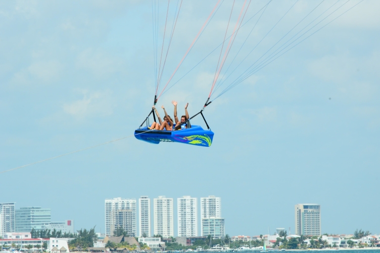 Cancún: Skyrider-Parasailing-Erlebnis