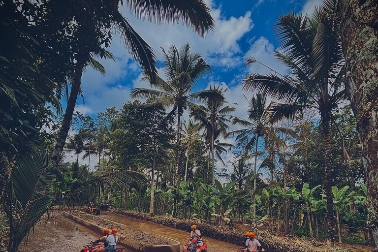 Ubud: excursão guiada de aventura em quadriciclo ATVPasseio de quadriciclo com rafting em águas brancas