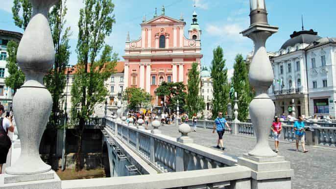 from koper ljubljana private walking tour with transfers