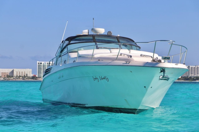 Cruising paradise in a luxury yacht in Cancun 6 hour Luxury tour around Isla Mujeres