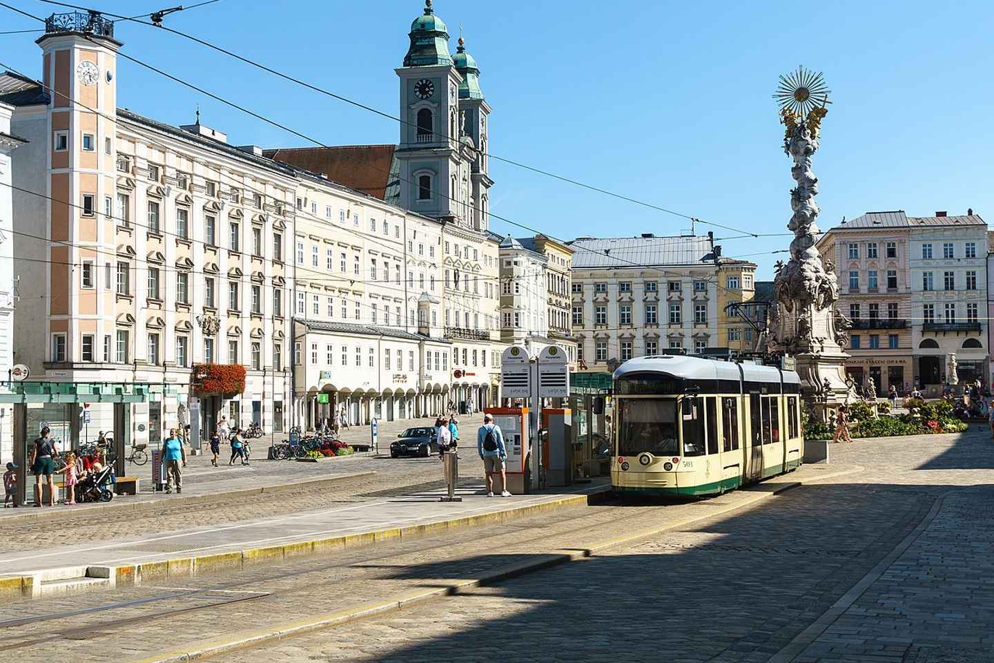 リンツ発チェスキークルムロフ日帰りプライベートツアー