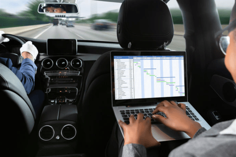 Z lotniska w Dakarze do prywatnego transferu St Louis