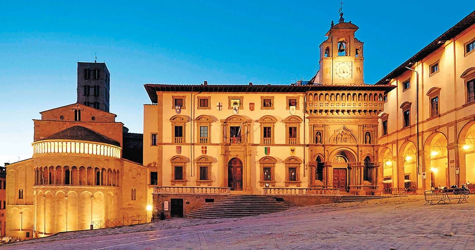 Arezzo tour privato a piedi GetYourGuide