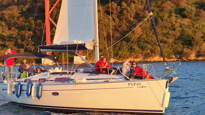 lisbon private sailing tour