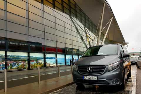Gdansk: privétransfer van de luchthaven (GDN) naar het stadscentrum