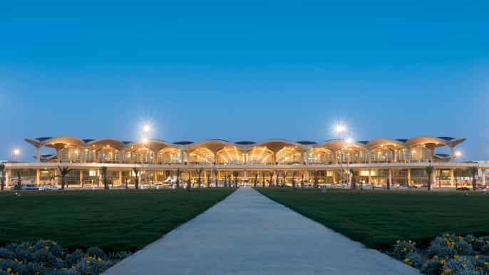 amman transfert de laéroport queen alia aux hôtels damman