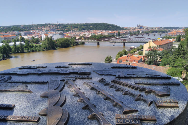 Praga: Visitas guiadas en scooterExcursión rápida en scooter de 1 hora por el río Moldava