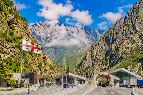 Tbilisi: Kazbegi & Georgian Military Road Private Tour