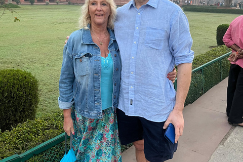 From Delhi : Agra Same Day Trip by Gatimaan Express