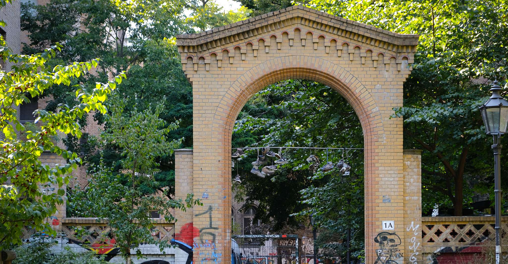 Berlin, Alternative Berlin Walking Tour - Hizvo