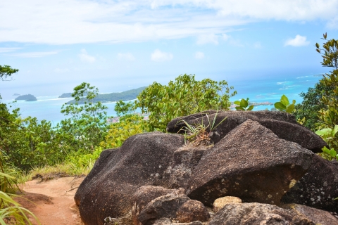 Sentier naturel privé/randonnéeRandonnée guidée sur sentier dans le parc national des Seychelles