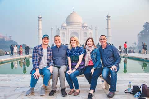 From Delhi: Private Taj Mahal and Agra Fort Sunrise Tour