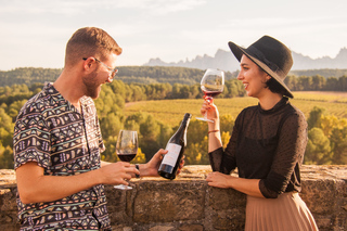 From Barcelona: Montserrat Half-Day Wine and Tapas Trip