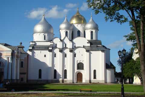 From St. Petersburg: Private Tour of Veliky Novgorod