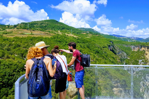 Ab Berat: Tour zur Osum-Schlucht und zum Bogove-WasserfallBerat: Tour in der Osum-Schlucht