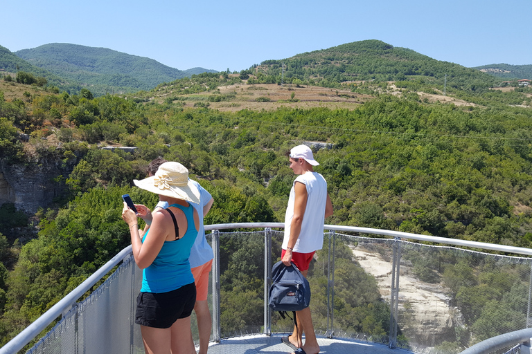 Berat: Osum Canyon och Bogove vattenfall Tour