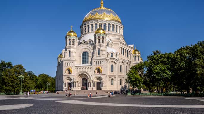 from st petersburg kronstadt city tour