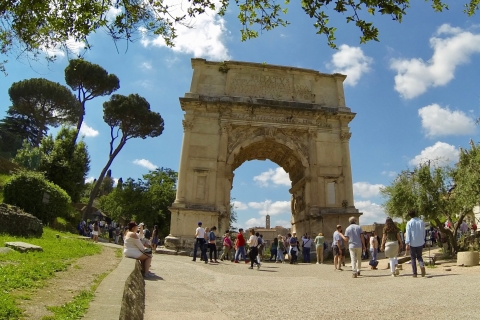 Roma: visita al Foro Romano, el Palatino y el Circo MáximoTour grupal en francés (máximo 8 participantes)