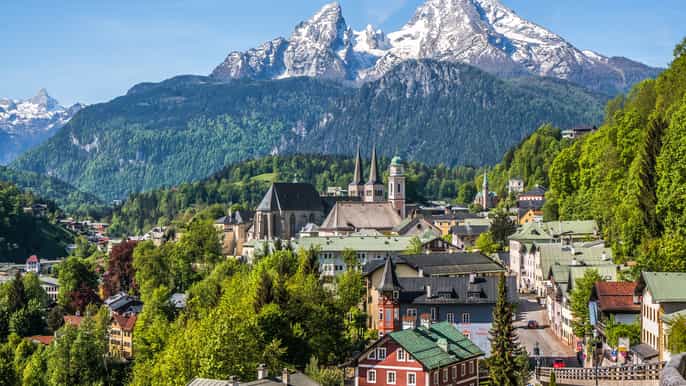 skiptheline small group eagles nest tour from salzburg