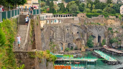 Von Neapel aus: Private Tour durch Pompeji und die Amalfiküste