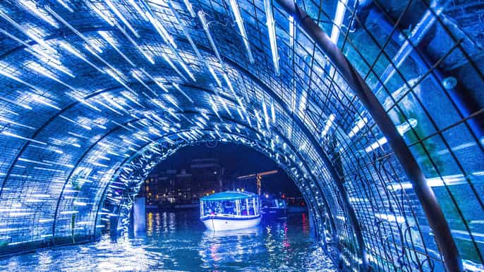 amsterdam light festival boat tour with unlimited drinks