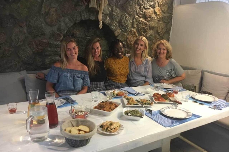 Mykonos: Traditionelles Mittag- oder Abendessen im Mykonian Spiti