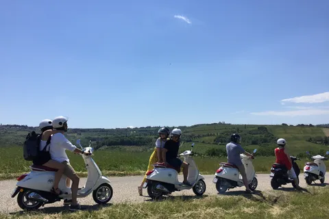 Флоренция: тур на Vespa по Тоскане на целый день в Кьянти