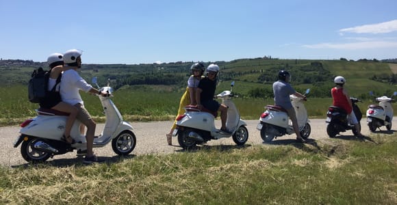 From Florence: Full-Day Tuscany Vespa Tour Through Chianti