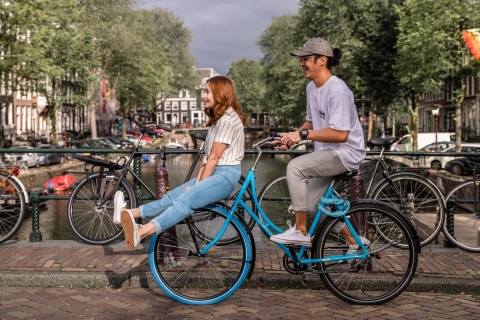 Amsterdam: Fotógrafo personal de viajes y vacacionesInstantánea corta: 30 minutos y 15 fotos en 1 ubicación