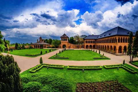Bucarest: tour del palazzo Mogosoaia e del monastero di Snagov