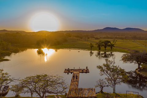 Bonito: Snorkeling, Waterfalls, & Grotto at Ceita Corê Farm Local Guided Tour in Portuguese