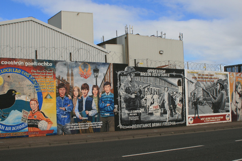 Belfast : visite de 2,5 heures des peintures murales des rues en espagnol