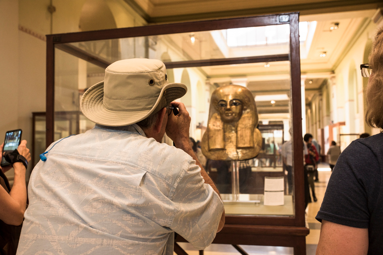 Cairo: Egyptisch museum, piramides en bazaartourGedeelde tour zonder toegangsprijzen