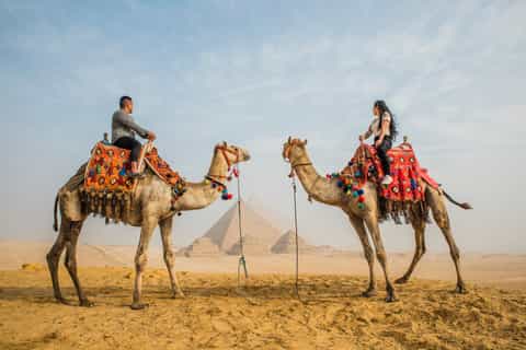 Fra Kairo: Gizapyramidene, Sfinks, Saqqara, Dahshur og lunsj