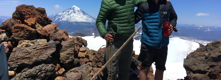 Pucon : Ascension du volcan Quetrupillan en journée complète