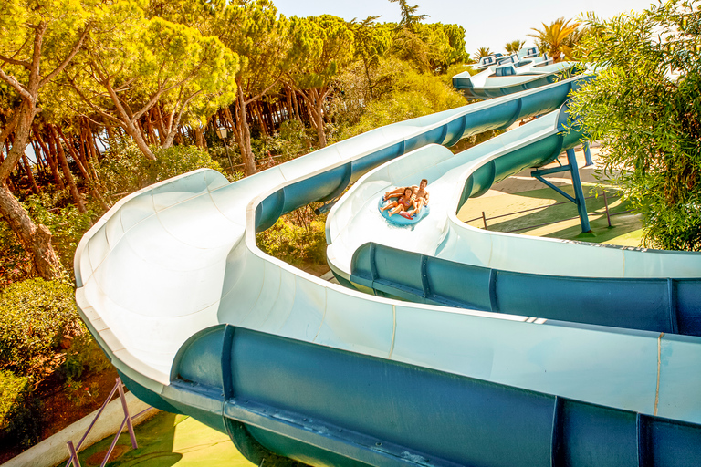 Barcelona: Illa Fantasia Water Park Day Ticket